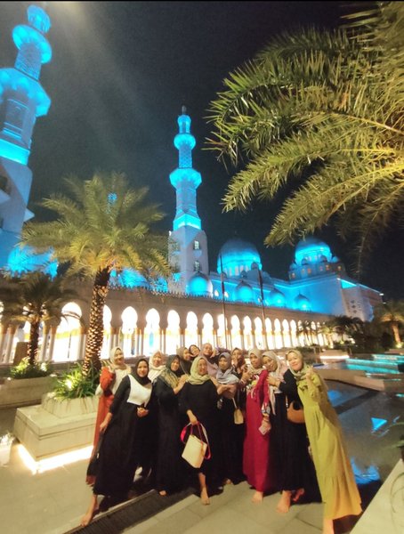 Sheikh Zayed Mosque Solo