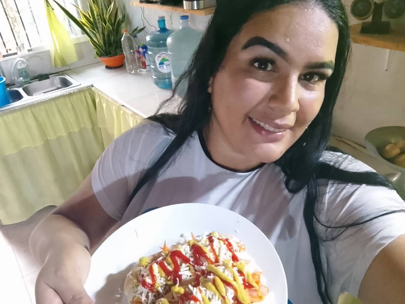 Una cena divertida y hecha en casa con amor, para salir de la rutina ❤️[ESP-ENG]-A fun, homemade dinner made with love, to break the routine ❤️