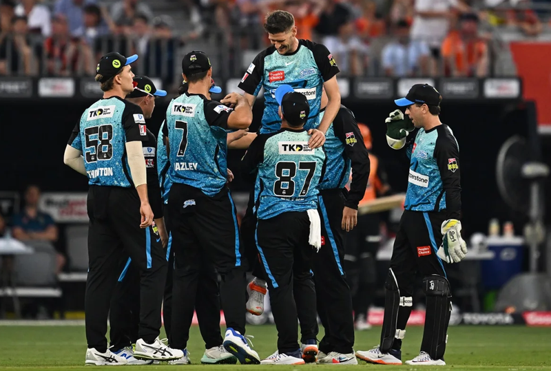Sports Saturdays- Adelaide Strikers beats Perth Scorchers by a big margin of 50 runs.