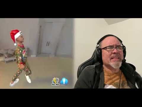 Grandpa Grooves: Old Man Chu's Epic Feliz Navidad Fiesta on BeeMee Karaoke