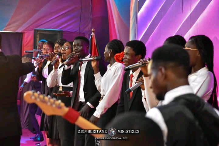 AFRITUNES WEEK 165|| CHANDLER MOORE, NATHANIEL BASSEY - OLORUN AGBAYE (COVER).