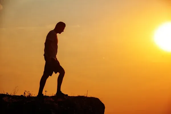 Entrenando para contemplar a Dios.  ||  Training to contemplate God.