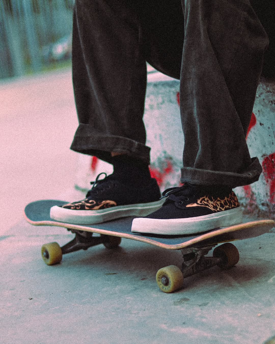 Un poco de lo que fue el proceso de publicidad para el brother @curadeletras que es un tremendo en todos los aspectos 🎨🔥 además siempre con el hermano @0l0grama apoyando y fluyendo en la movida del skate🔥💪🏼.heic (6).jpg
