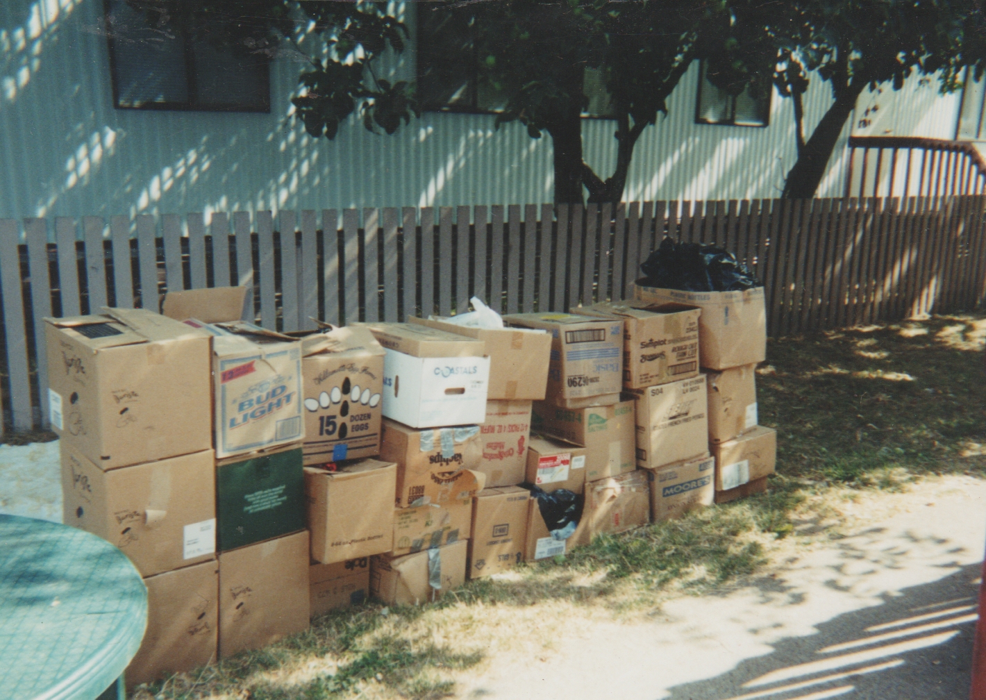 2004-12 - boxes maybe in 2004 or before that at 163.jpg