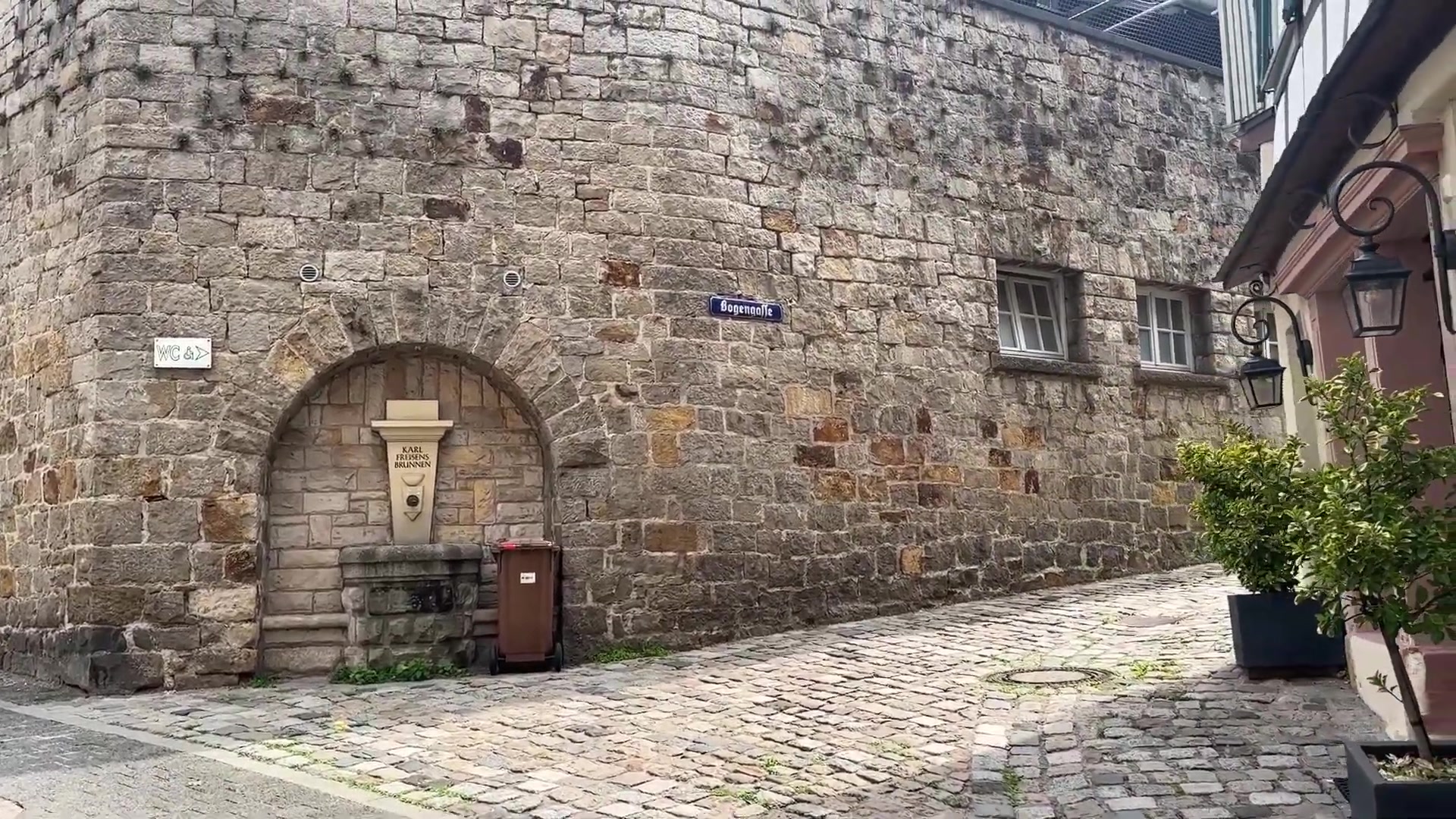 153.jpg