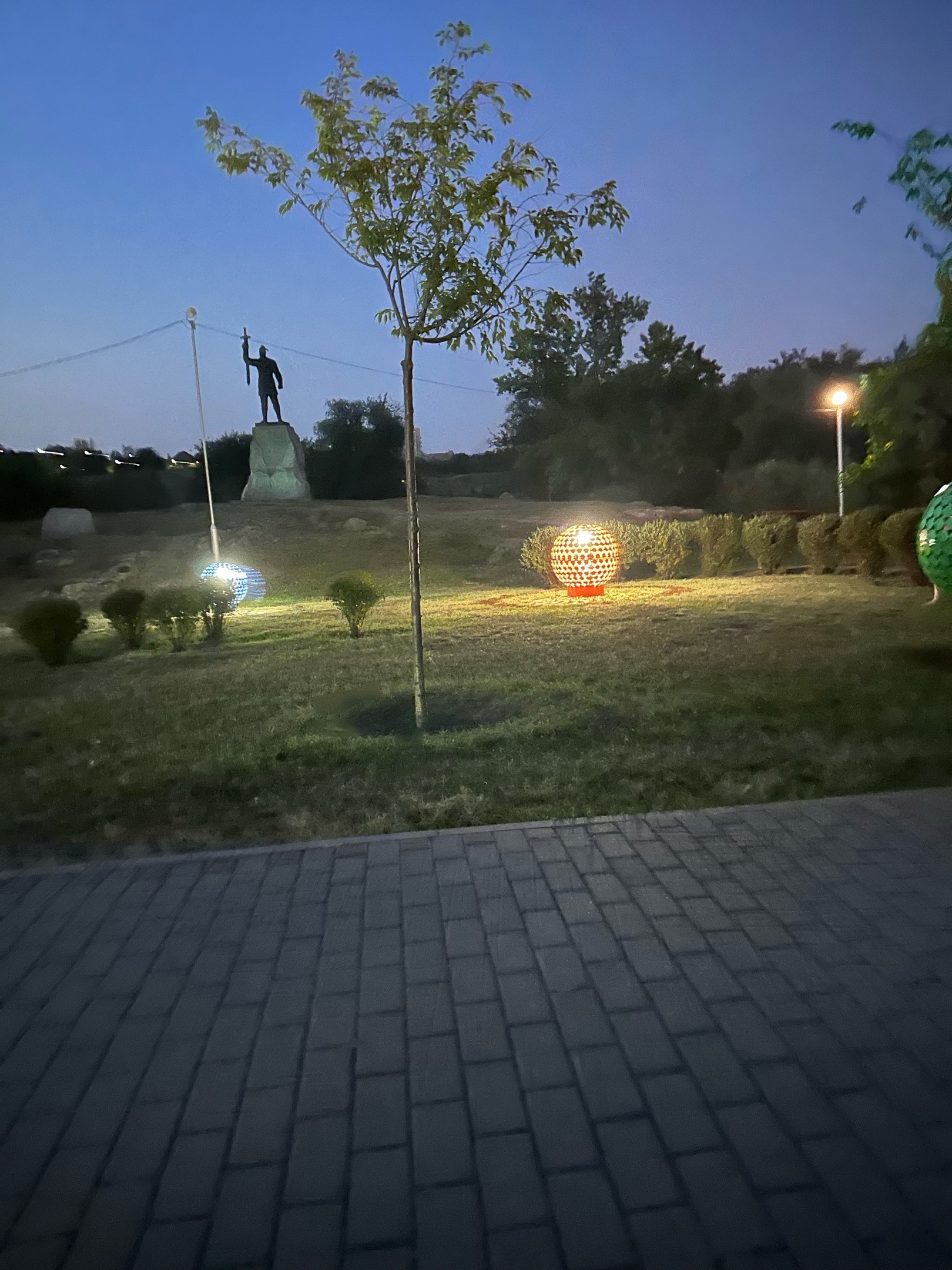 5.jpg