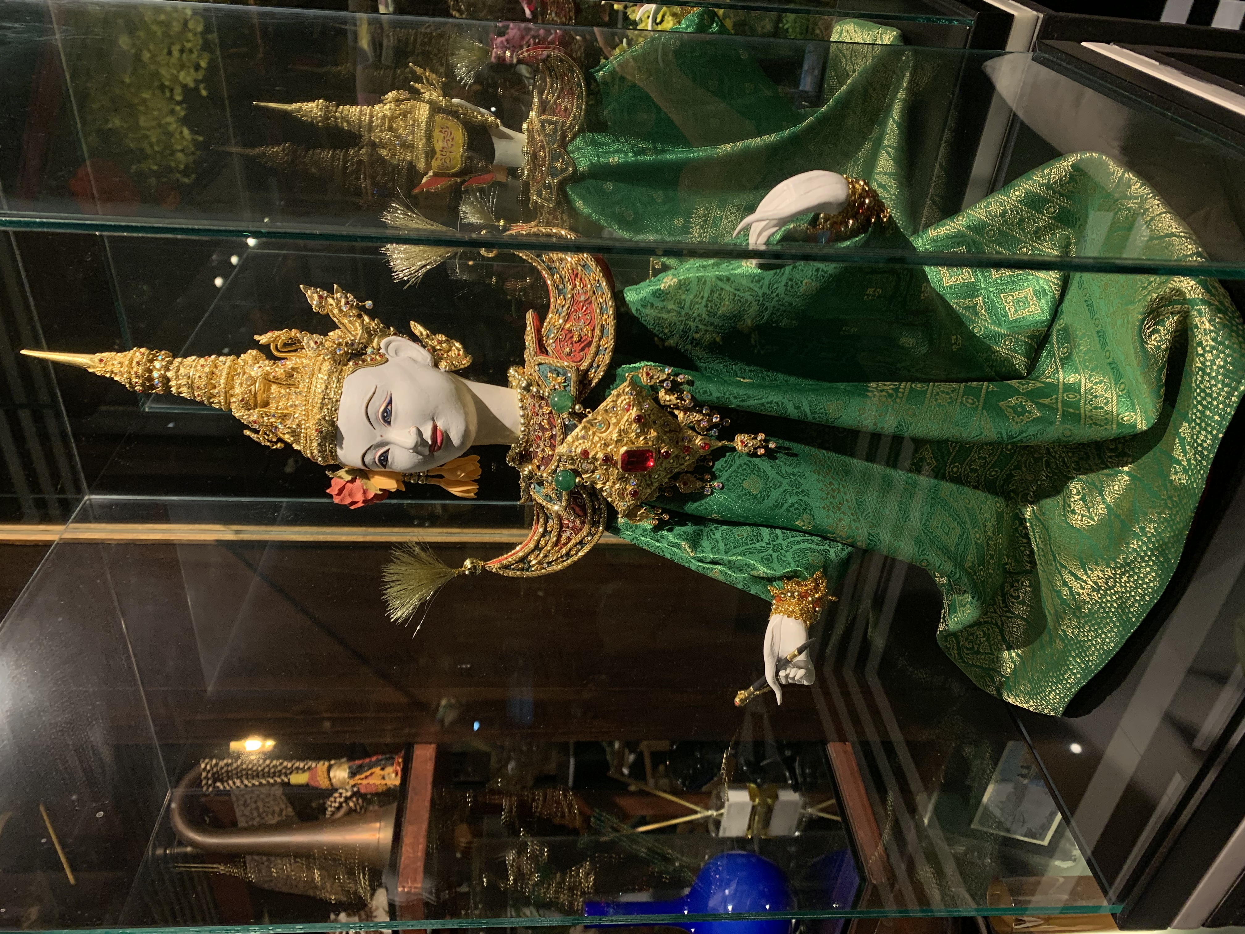 Dhevi Bangkok Hotel3.jpg