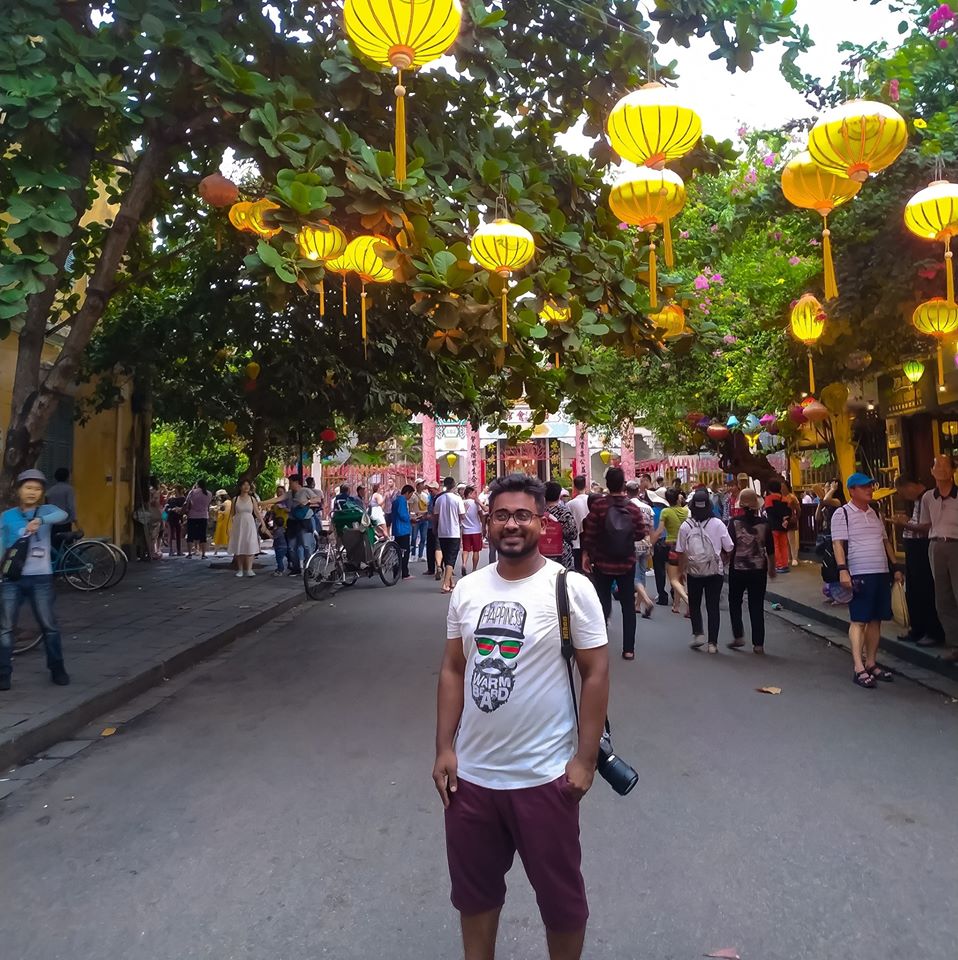 hoian ancient town vietnam 2.jpg