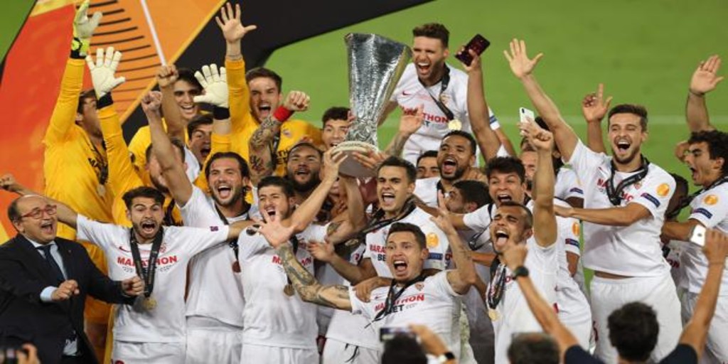 sevilla-campeon-trofeo-U30913080103VJE--1024x512@abc.jpg