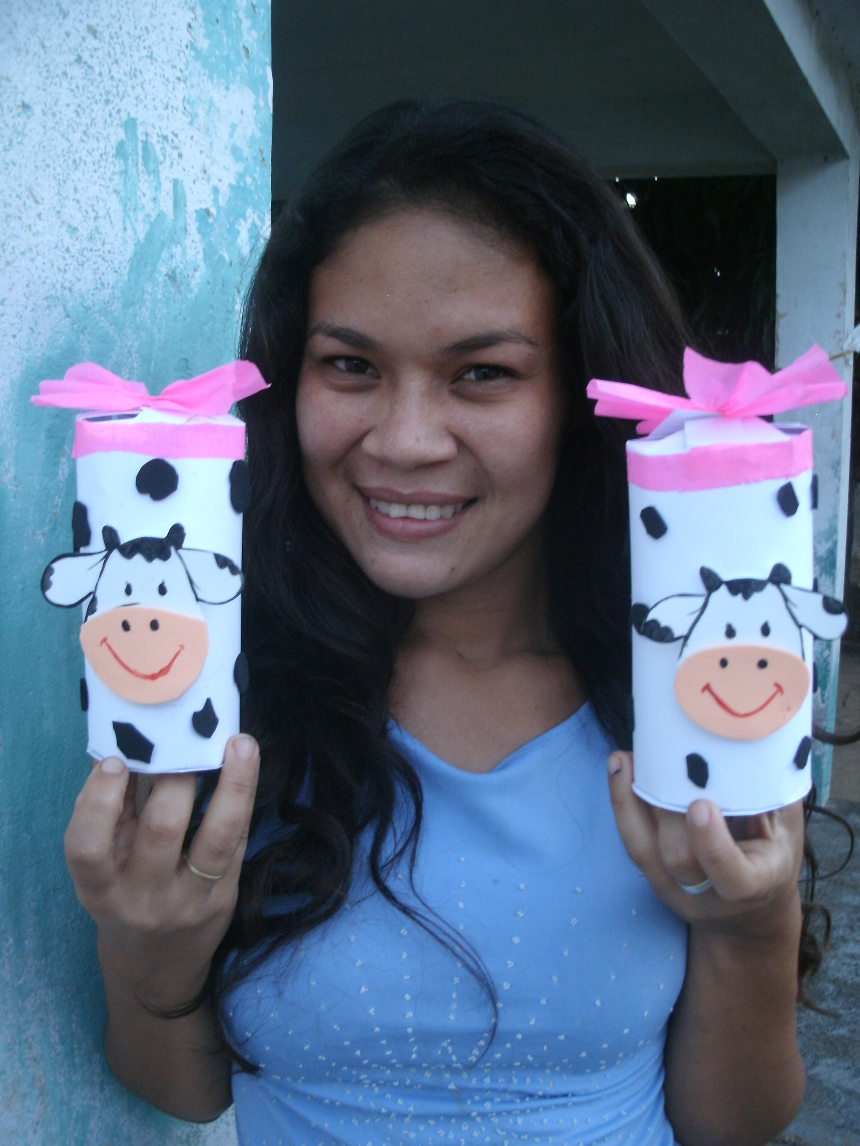 ?Lindos cotillones infantiles de la vaca Lola ?||? Cute children's party  favors of the cow Lola.? — Hive