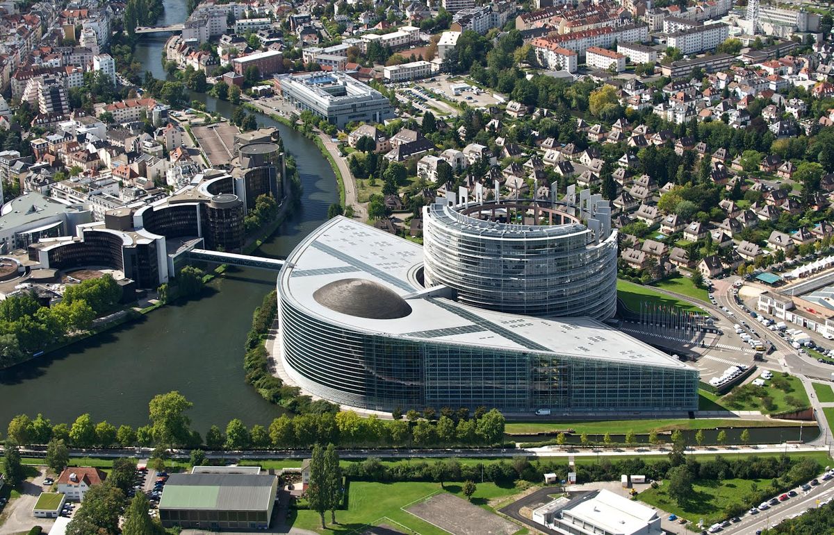 european_union_parliament_01__tower_of_babel__by_nixseraph-d5ttv2a.jpg