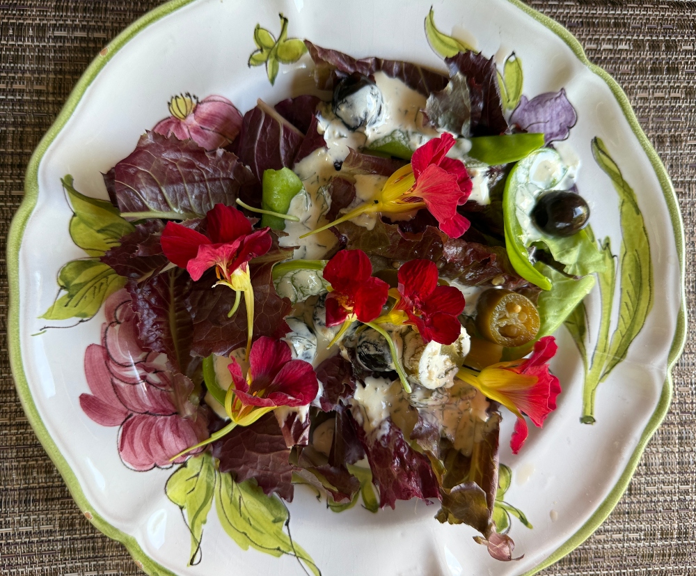 foodiesbeehive-salad-2 (1).jpg