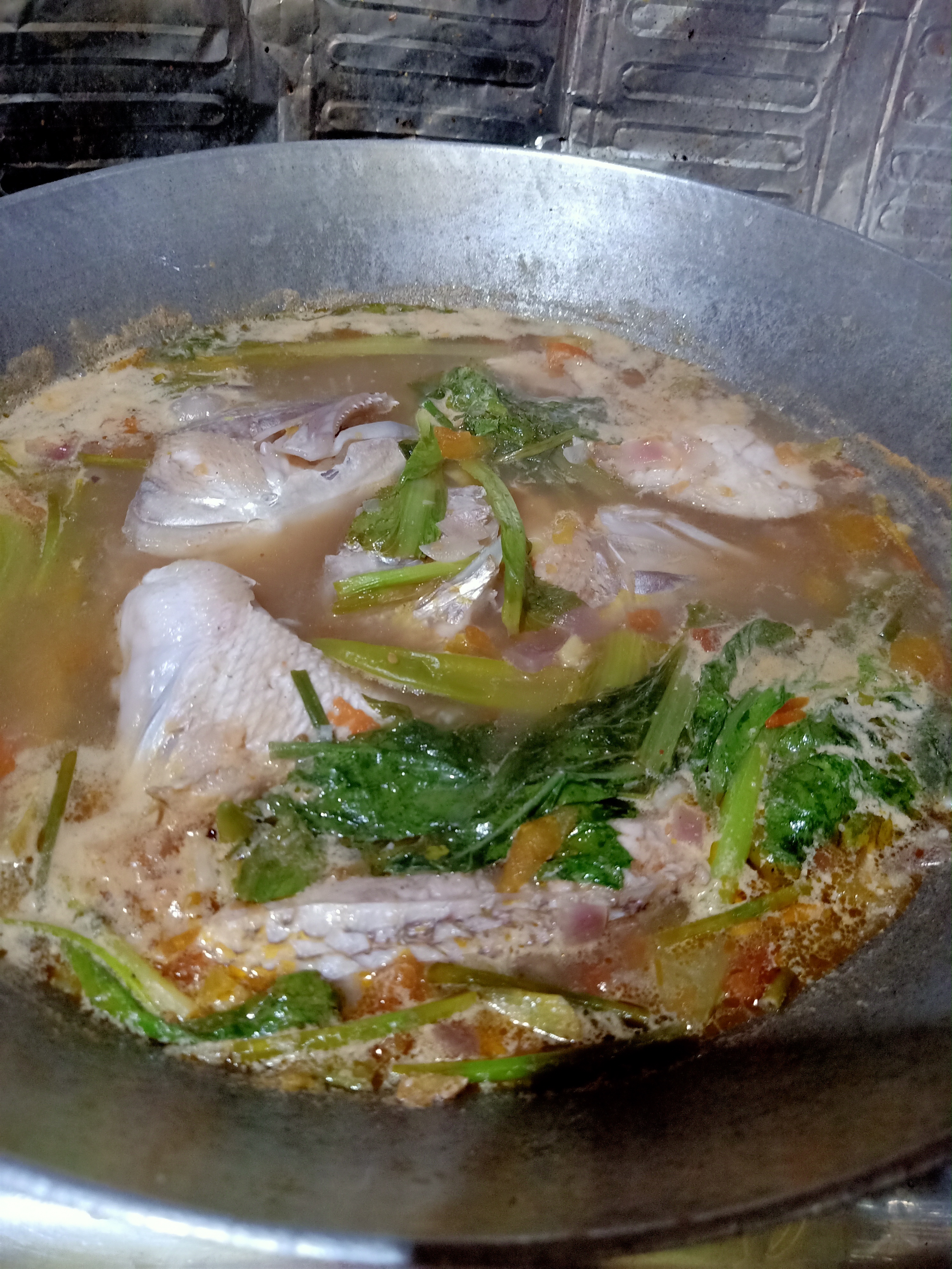 sinigang-na-maya-maya-sa-miso-or-snapper-in-tamarind-soup-hive