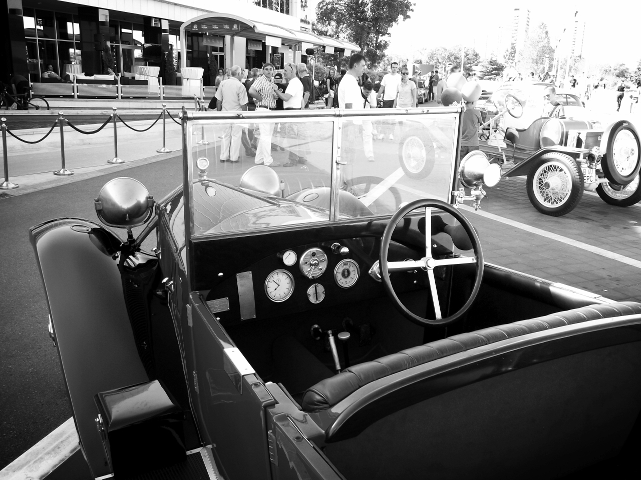 DSCF2974_bw.jpg