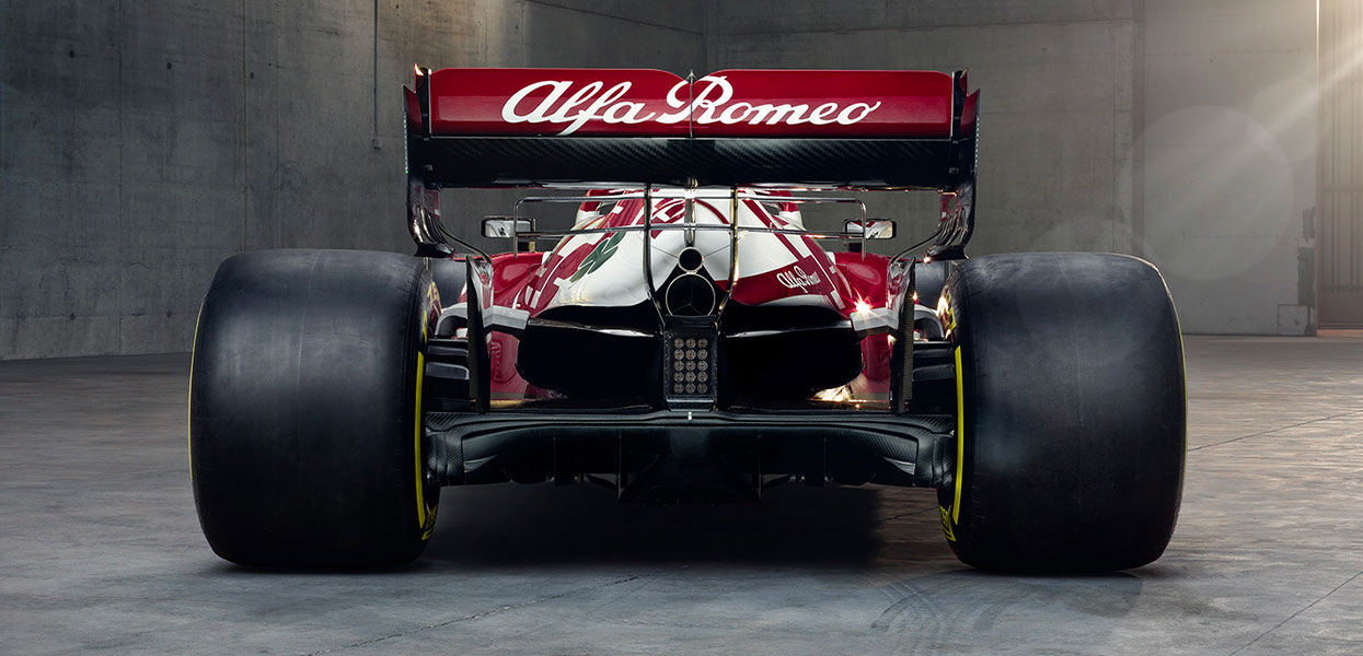 06.-AlfaRomeo-Racing-C41-Reveal-news-gallery-desktop_03.jpg