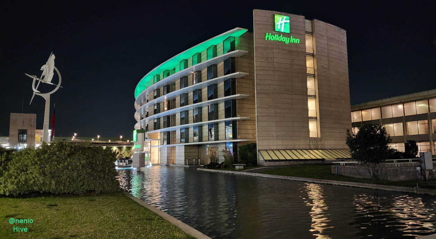 santiago-holidayinn-001.jpg