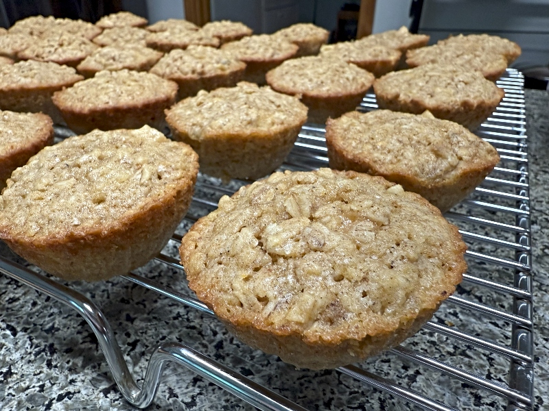 foodiesbeehive-apple-muffins-1.jpg