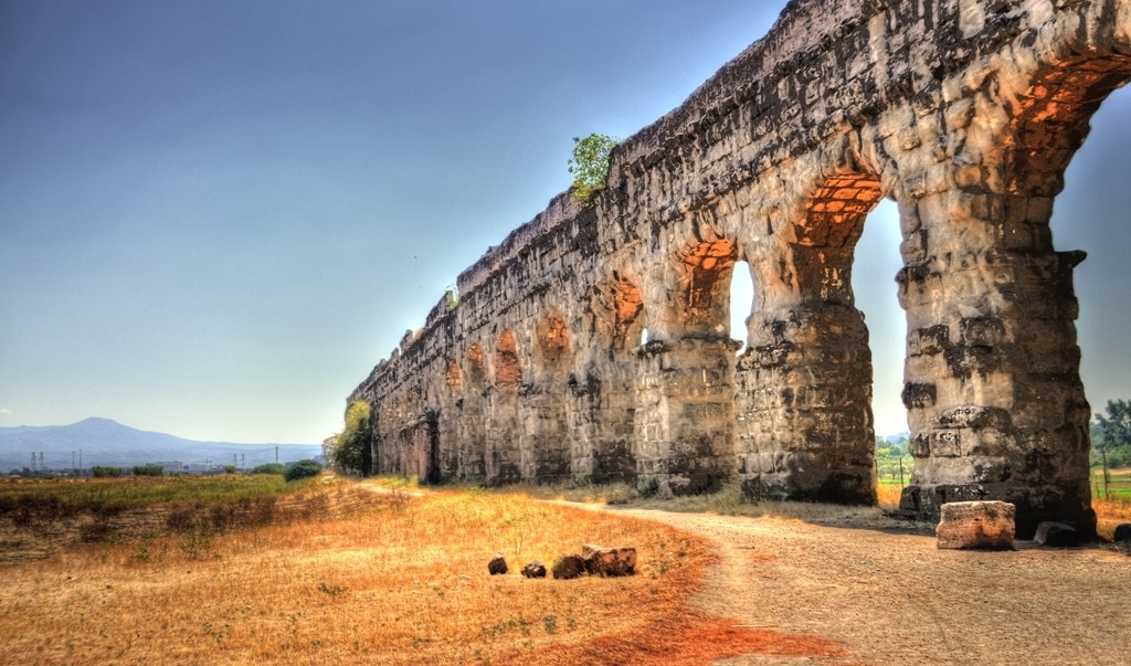 Parco_degli_Acquedotti,_Roma.jpg