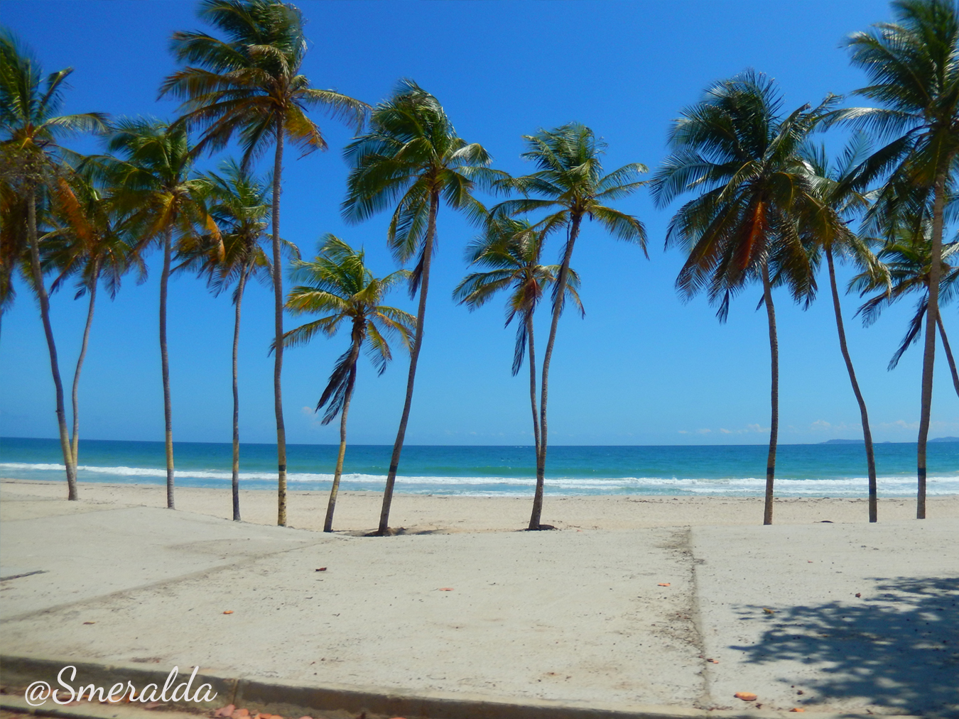 Playa EL Agua 2.jpg