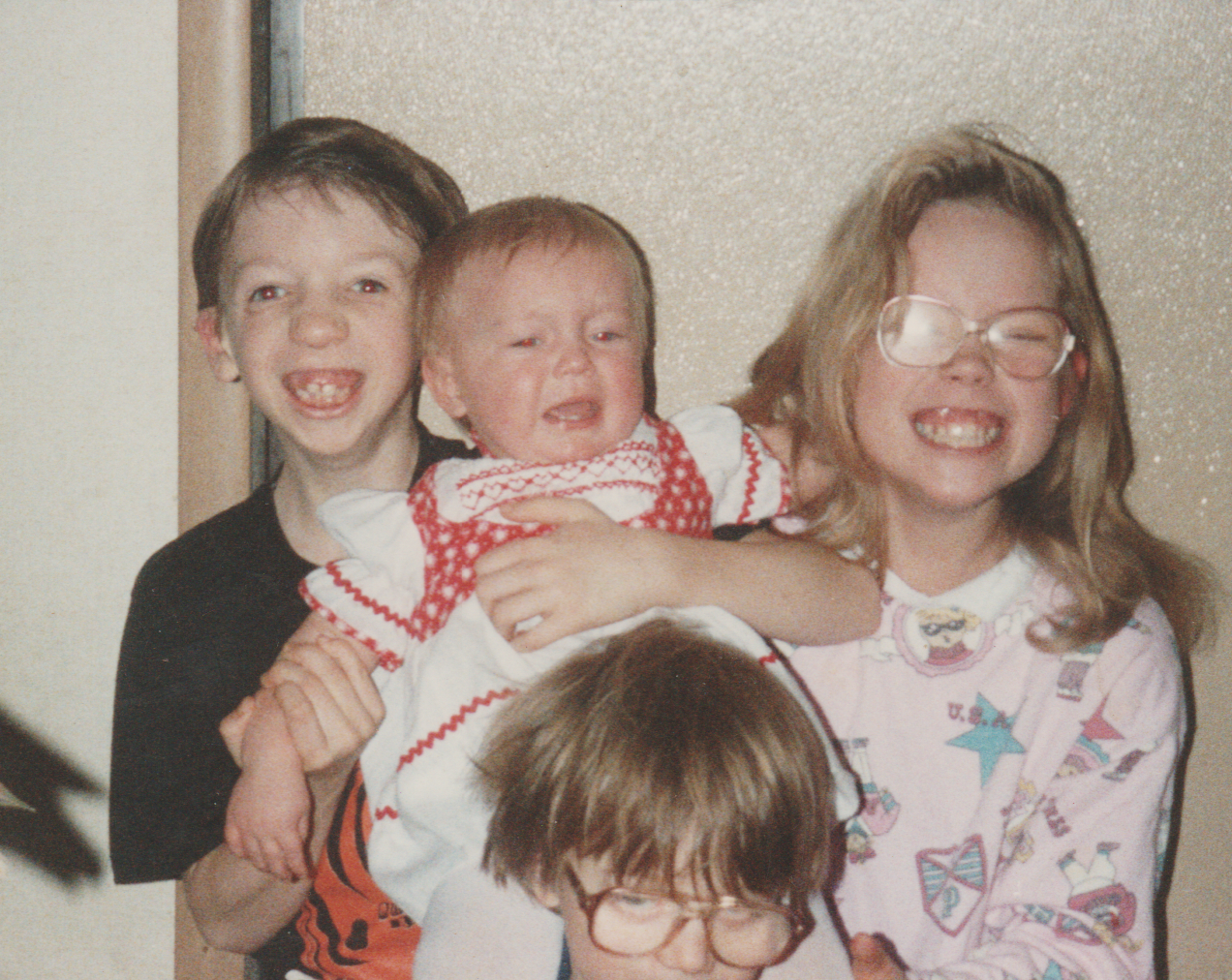 1990-12-31 - Monday - Crystal with all her siblings, Katie, Rick, Joey, at the 163 living room-1.png