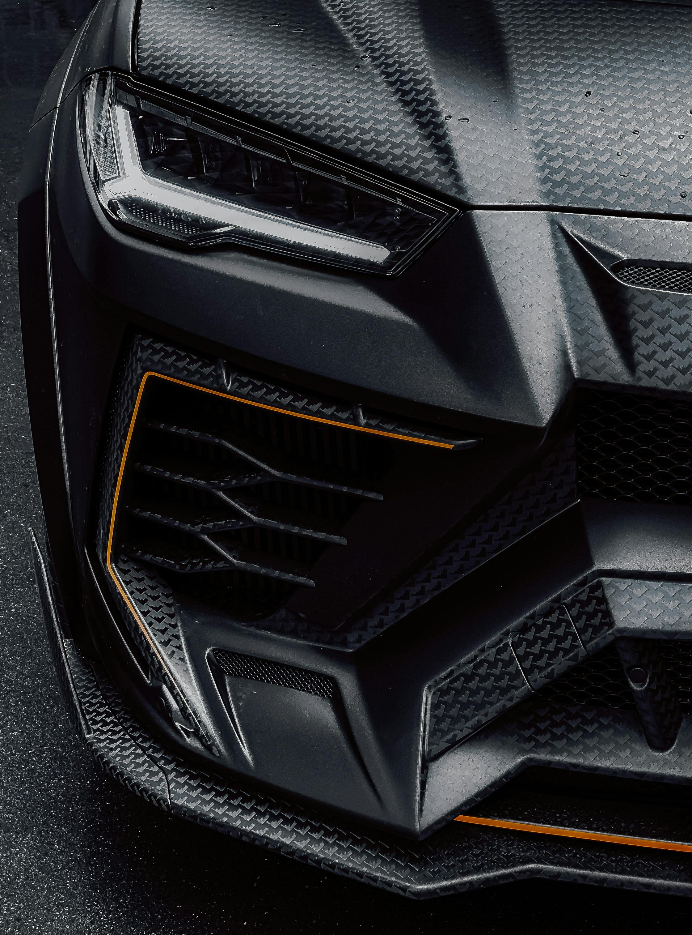 Lamborghini Urus (1).jpg