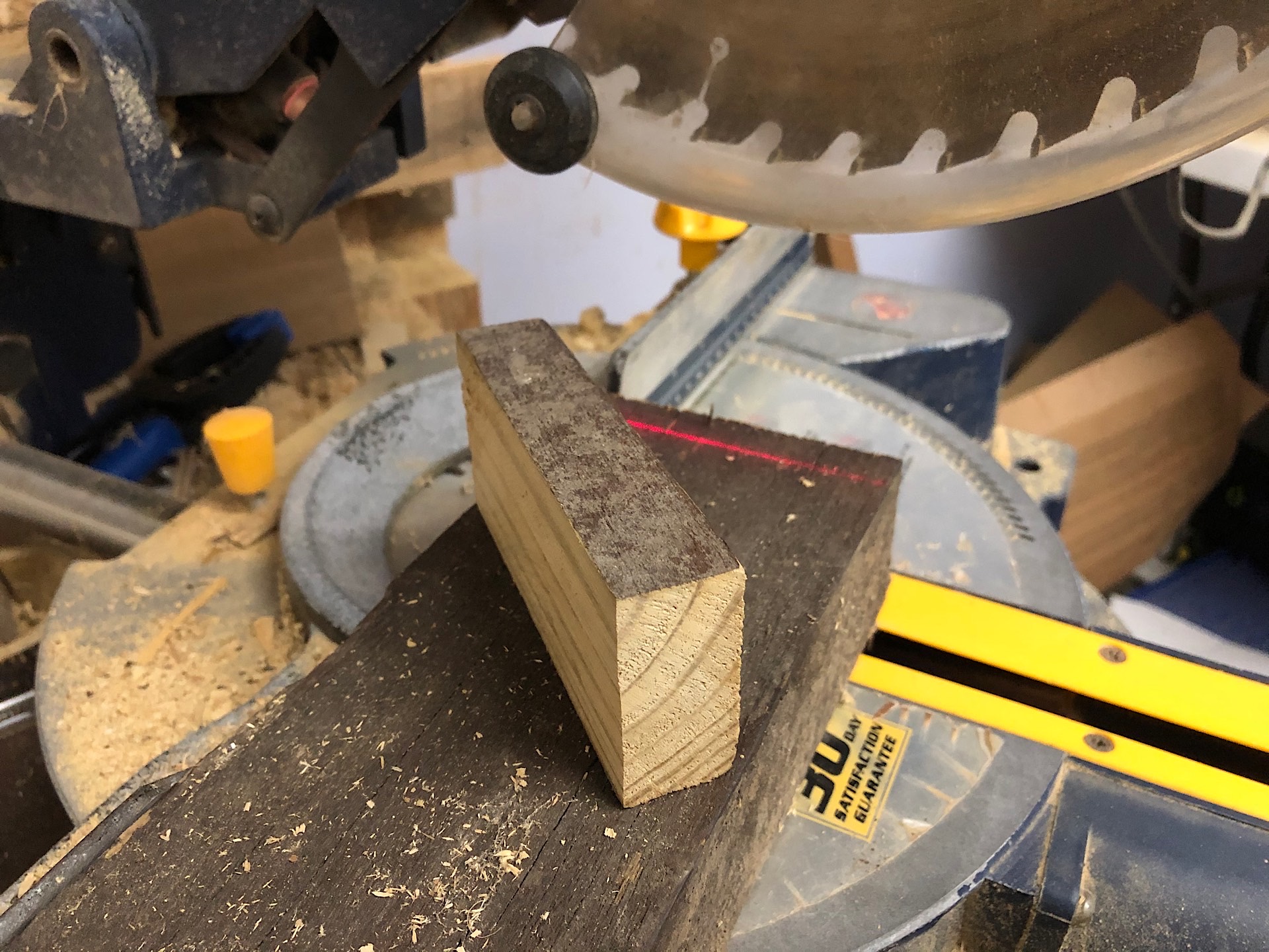 Cutting hardwood with compound saw