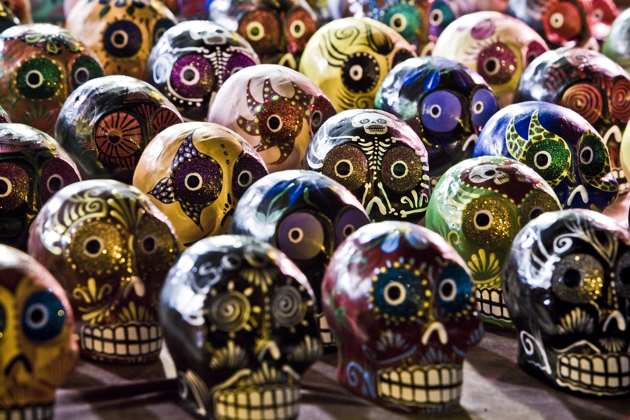 sugar-skulls-254715_1280.jpg