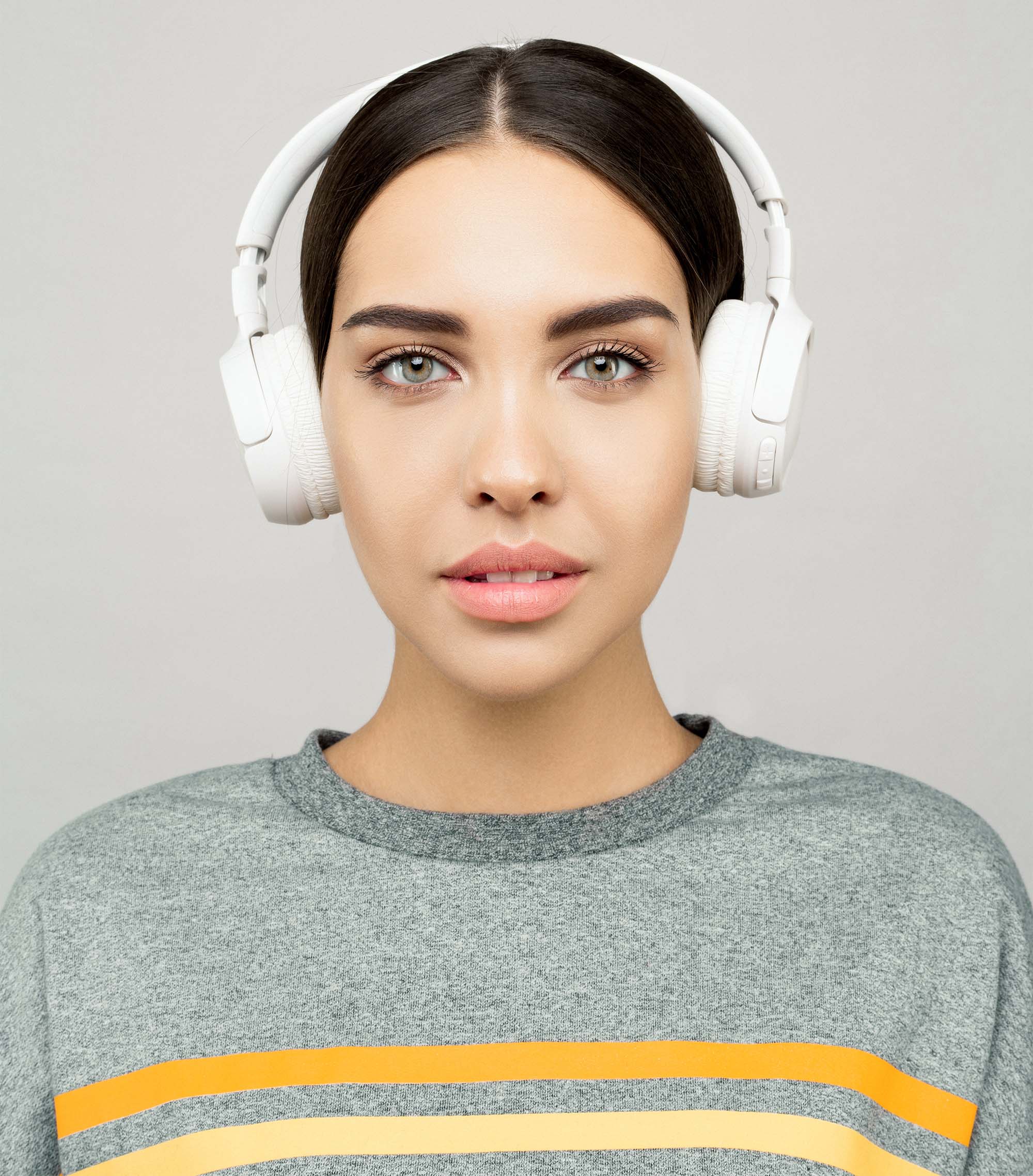 Model with headphones.jpg