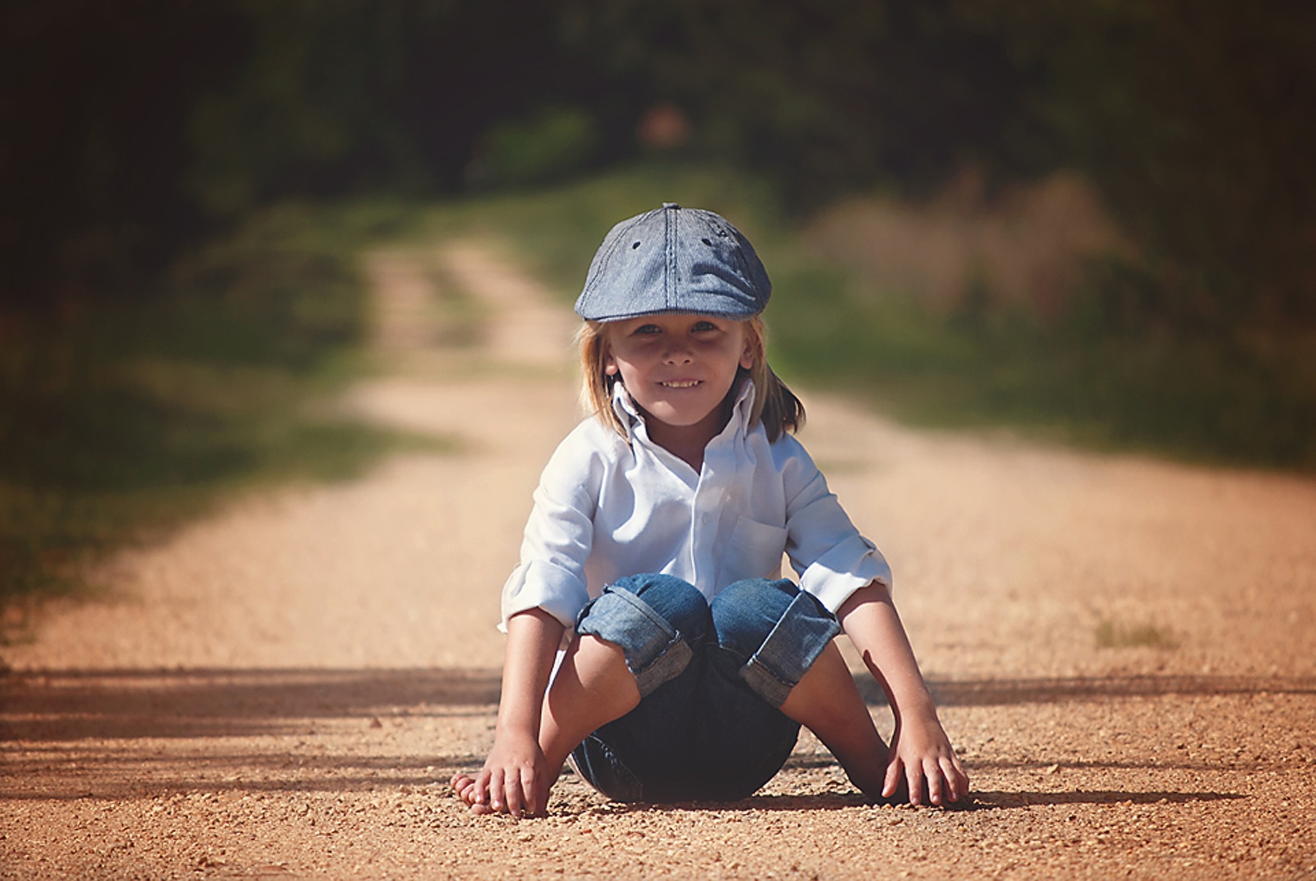 boy-g5f57ae0f1_1920.jpg