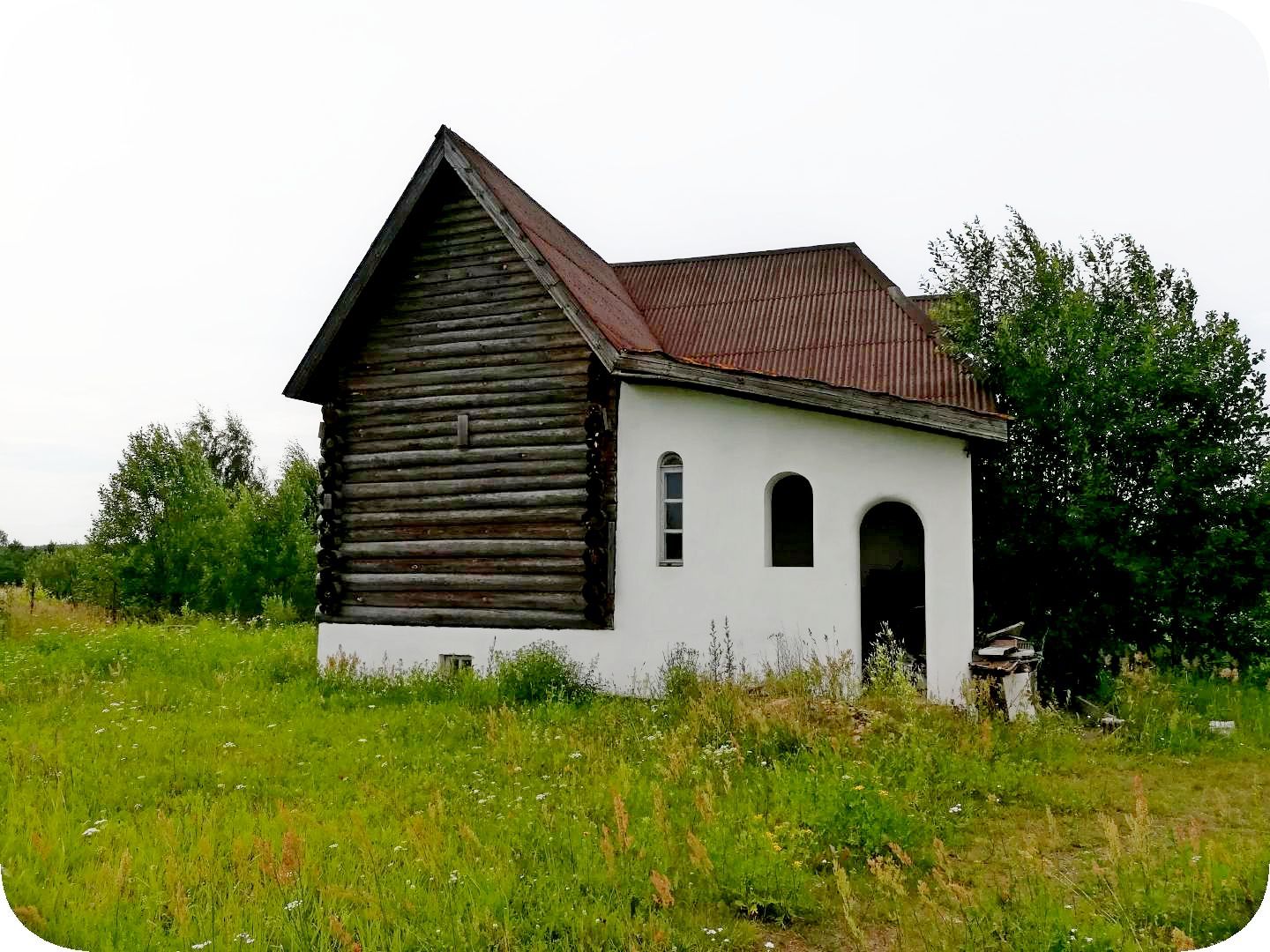 stukolovo-cerkov-pristroiki.jpg