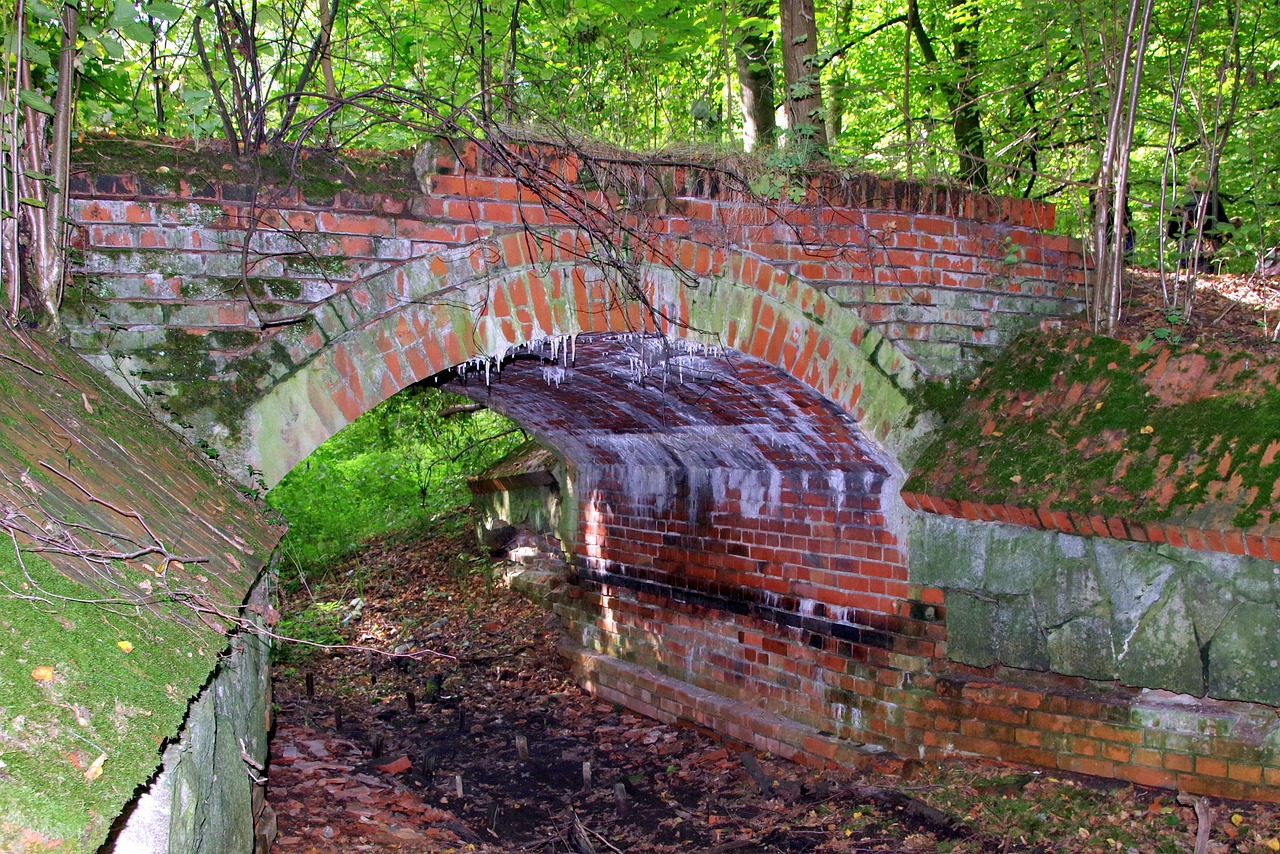 bridge-2931270_1280.jpg