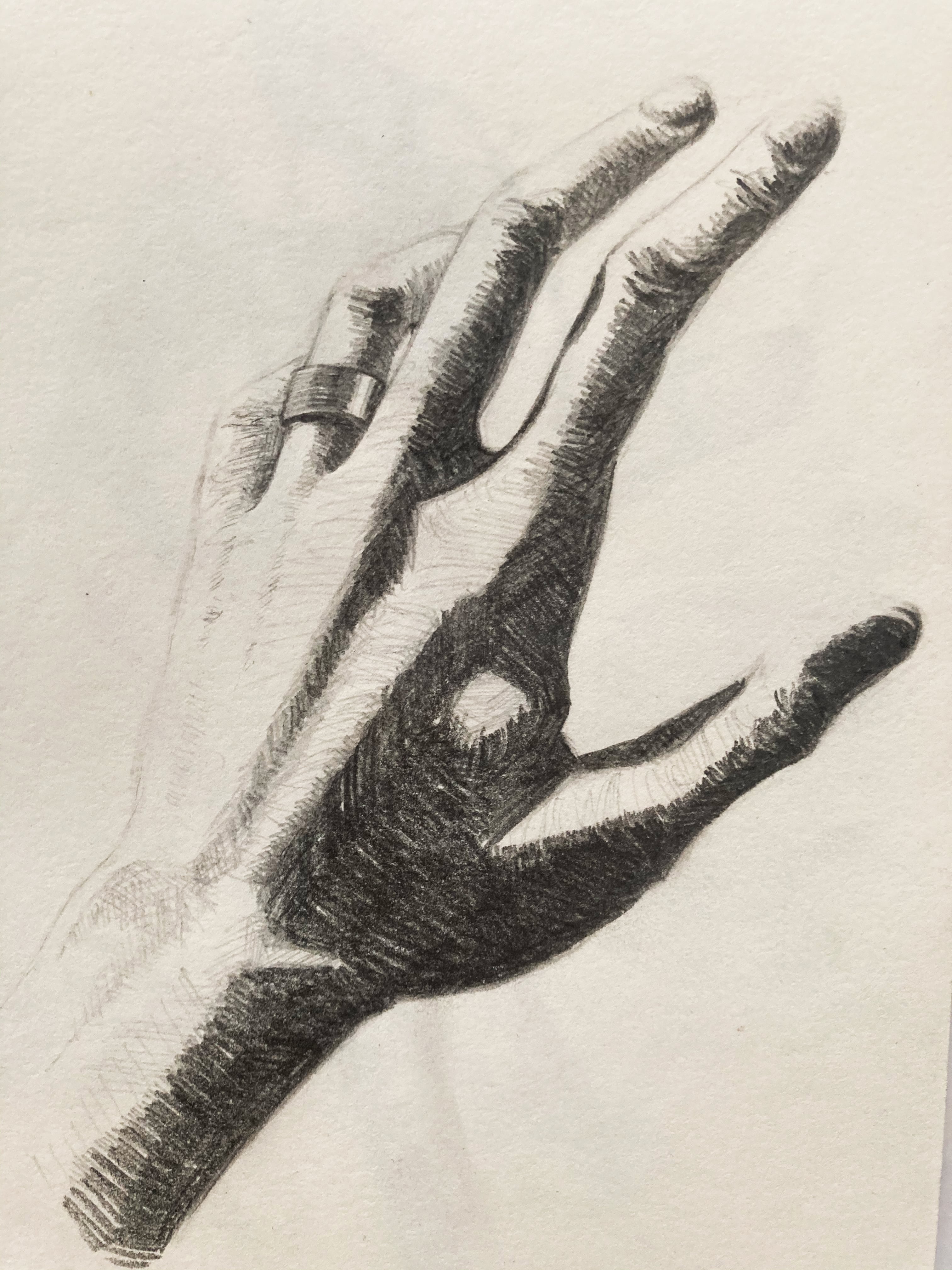 hand1-min.jpg