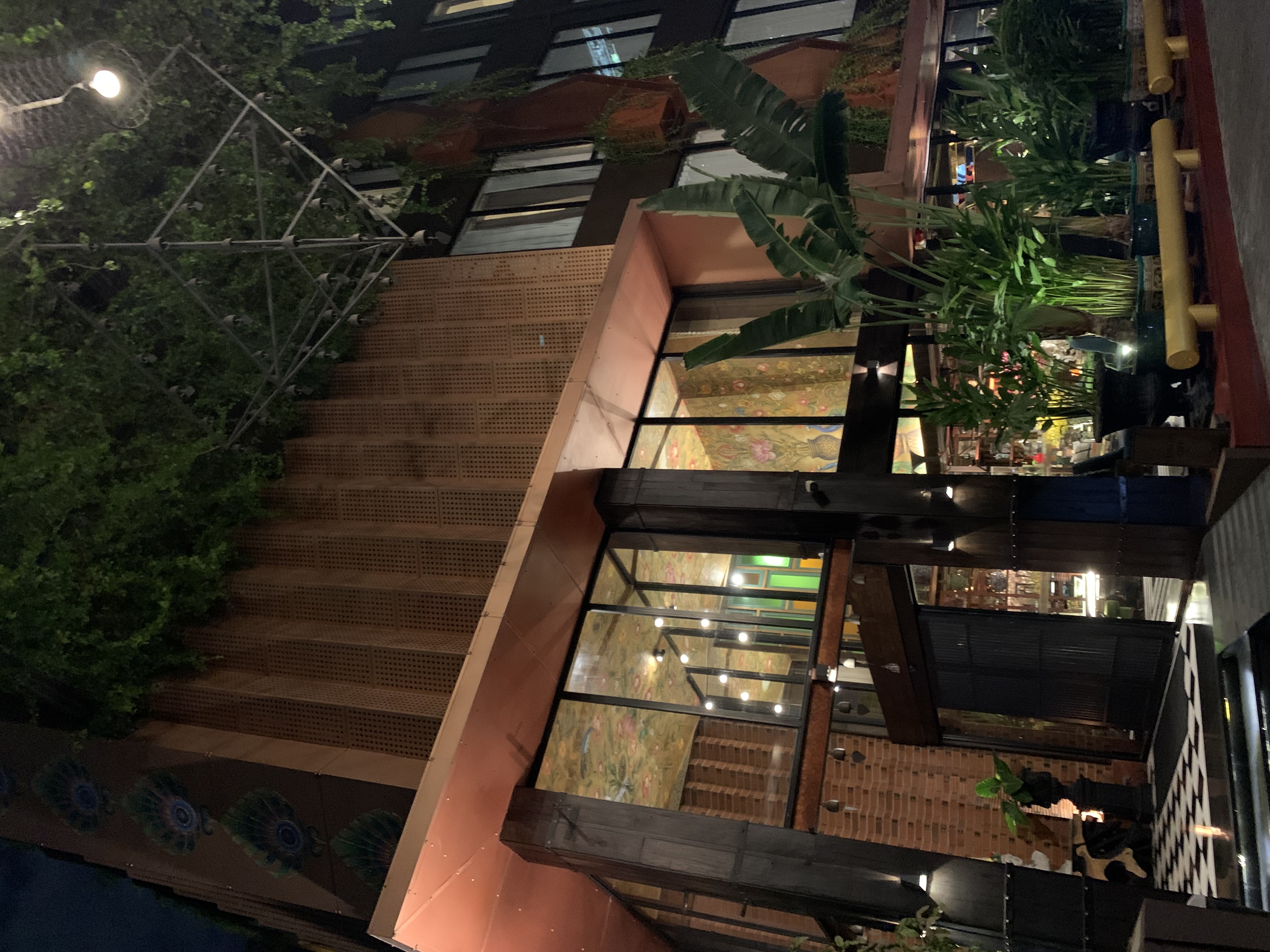 Dhevi Bangkok Hotel29.jpg