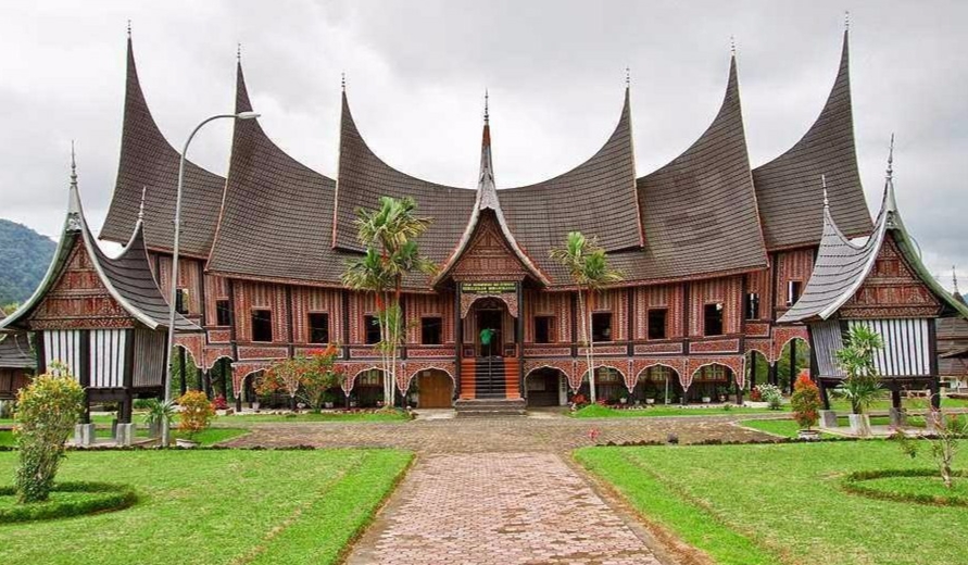 Traditional House Architecture Minangkabau West Sumatera Indonesia — Hive