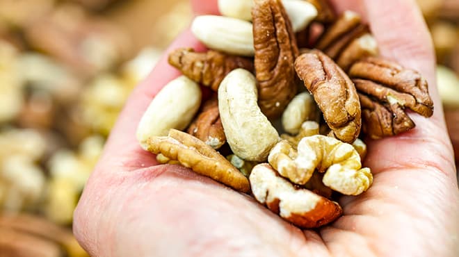 handful-of-nuts.jpg