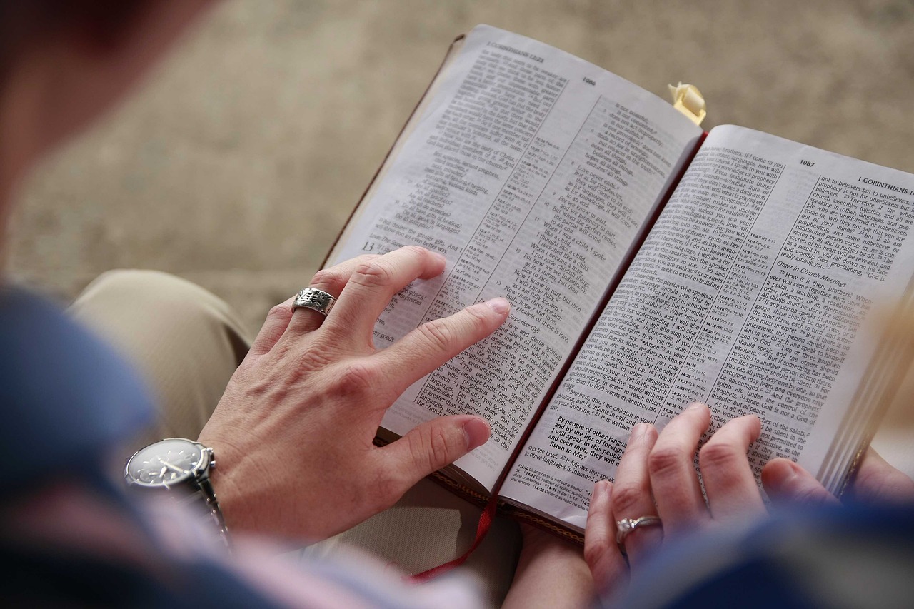 bible-7092020_1280.jpg