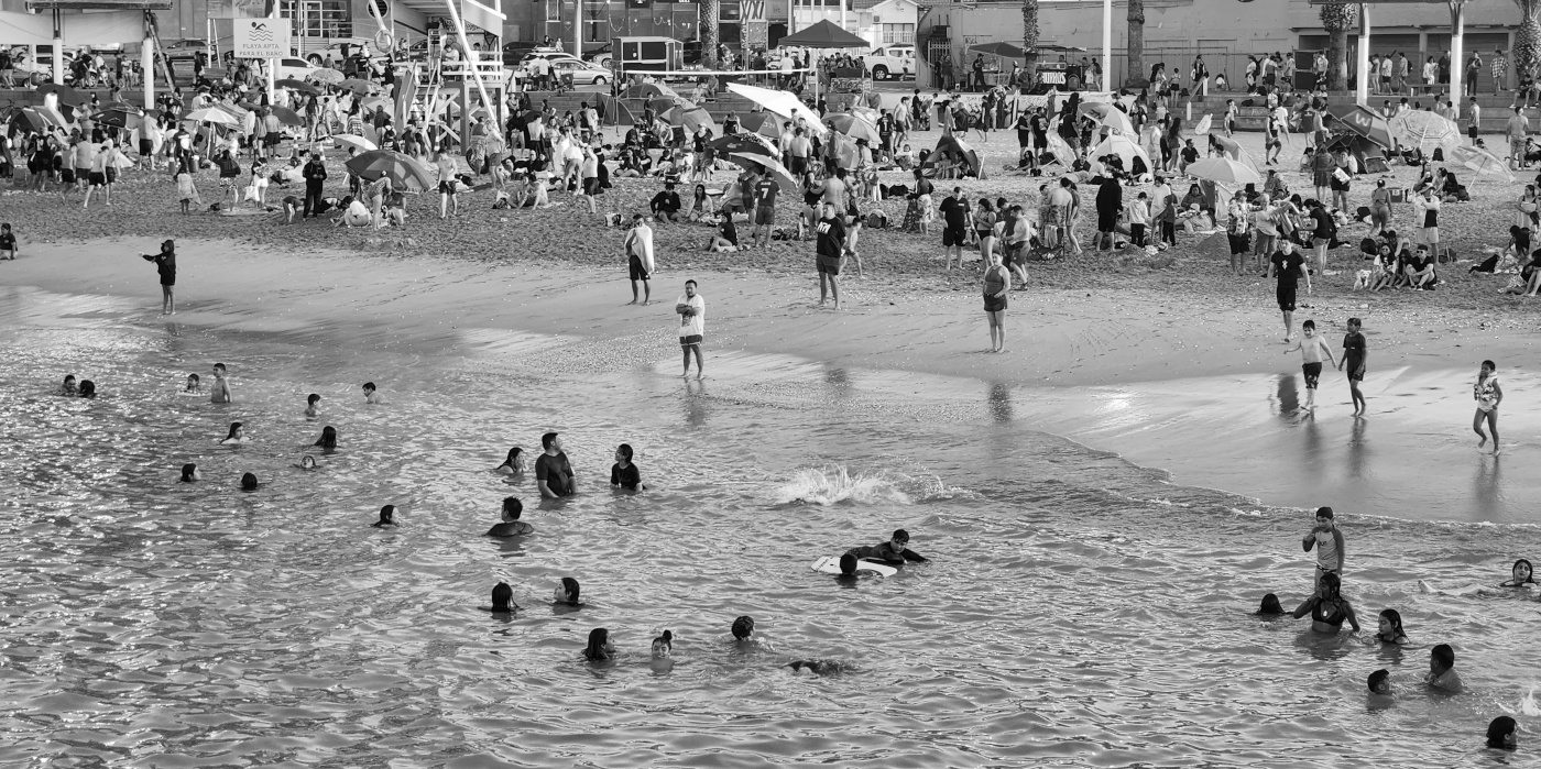 at-beach-001-bw.jpg