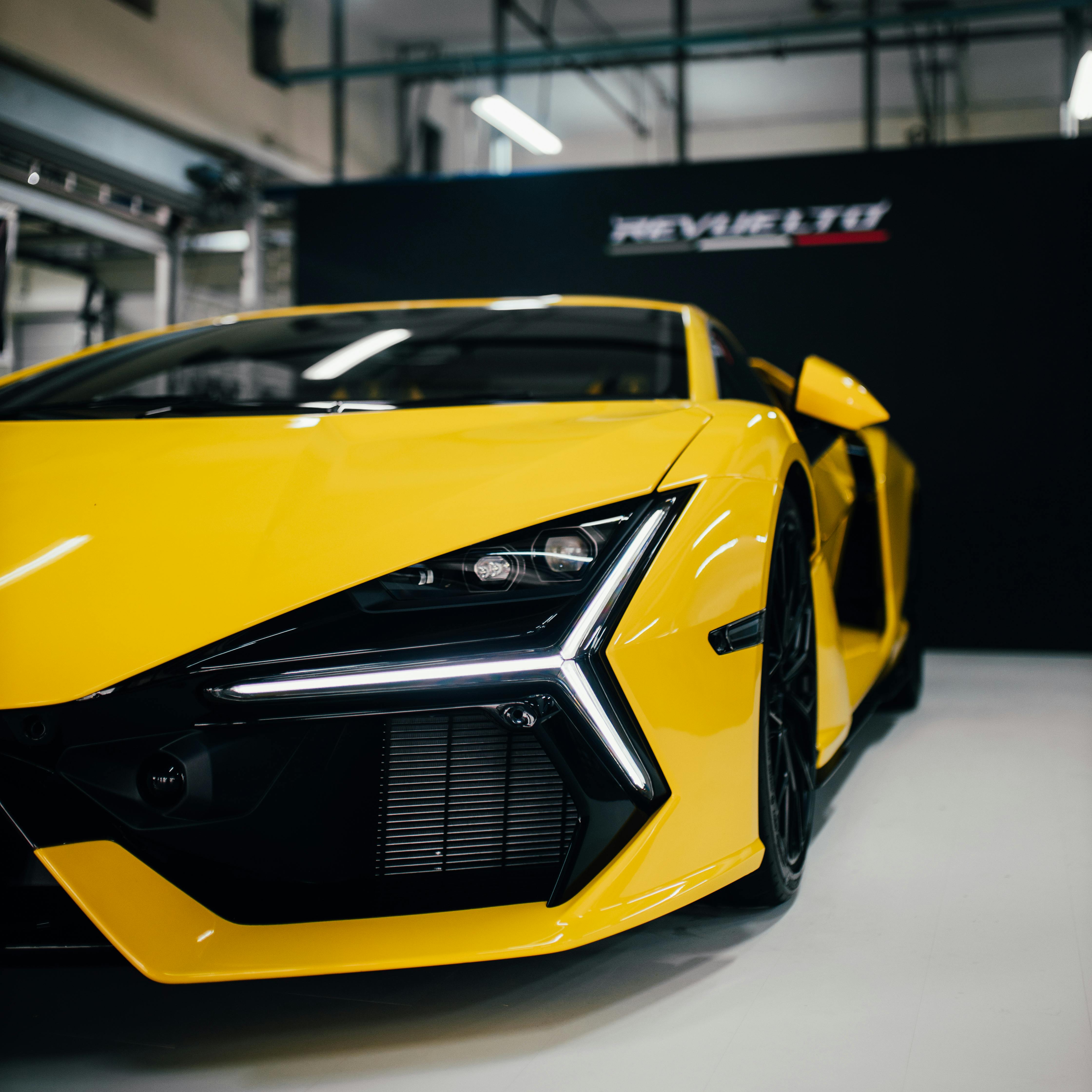 Lamborghini Sian (1).jpg