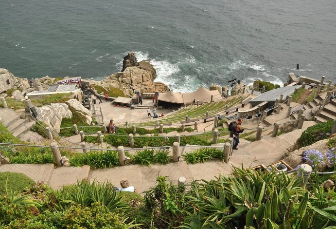 1024px-Minack_Theatre_2-691x470.jpg