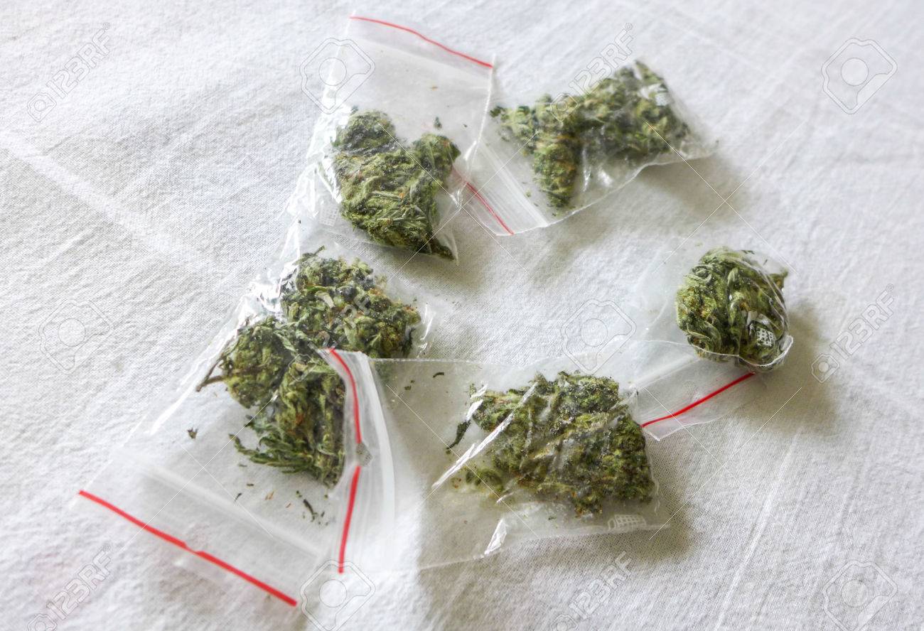 39565473-marijuana-in-plastic-bags.jpg