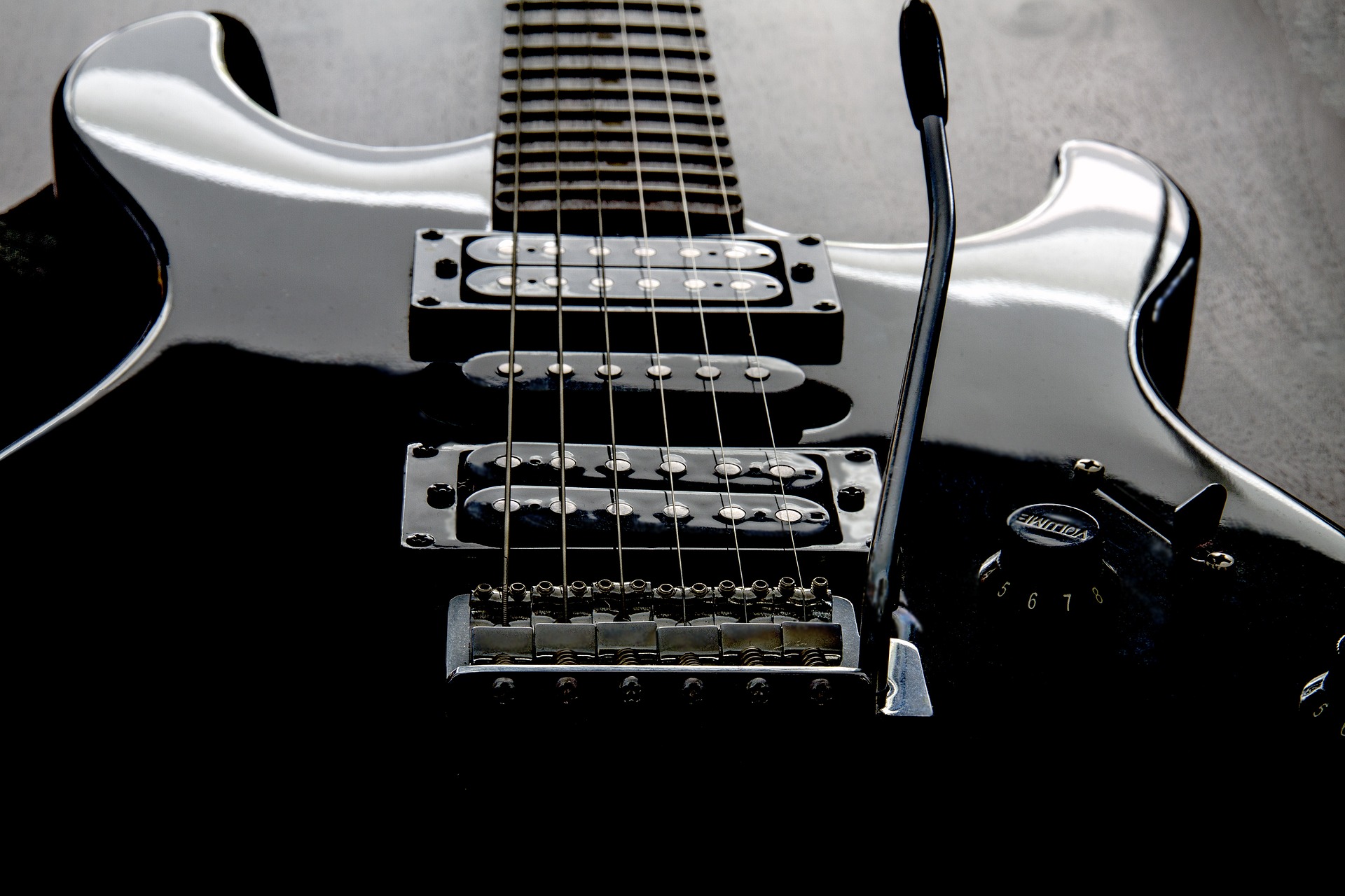 guitar-2472245_1920.jpg