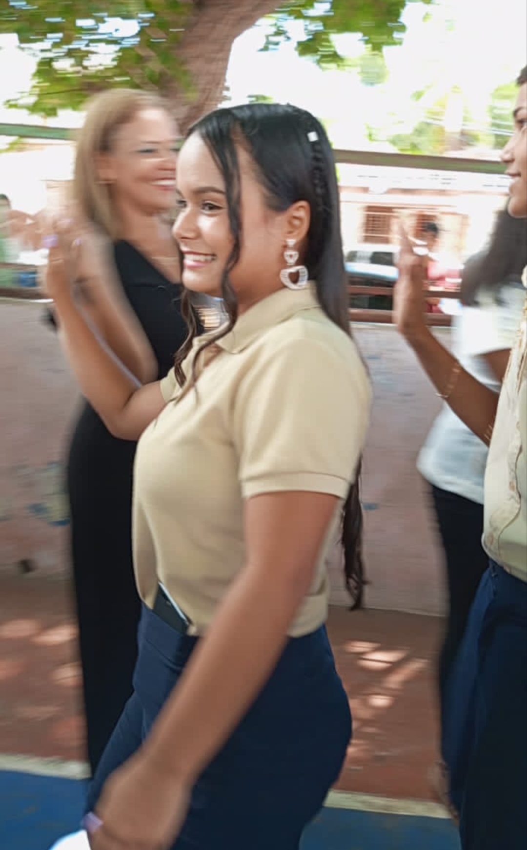 1743129486995.jpg
