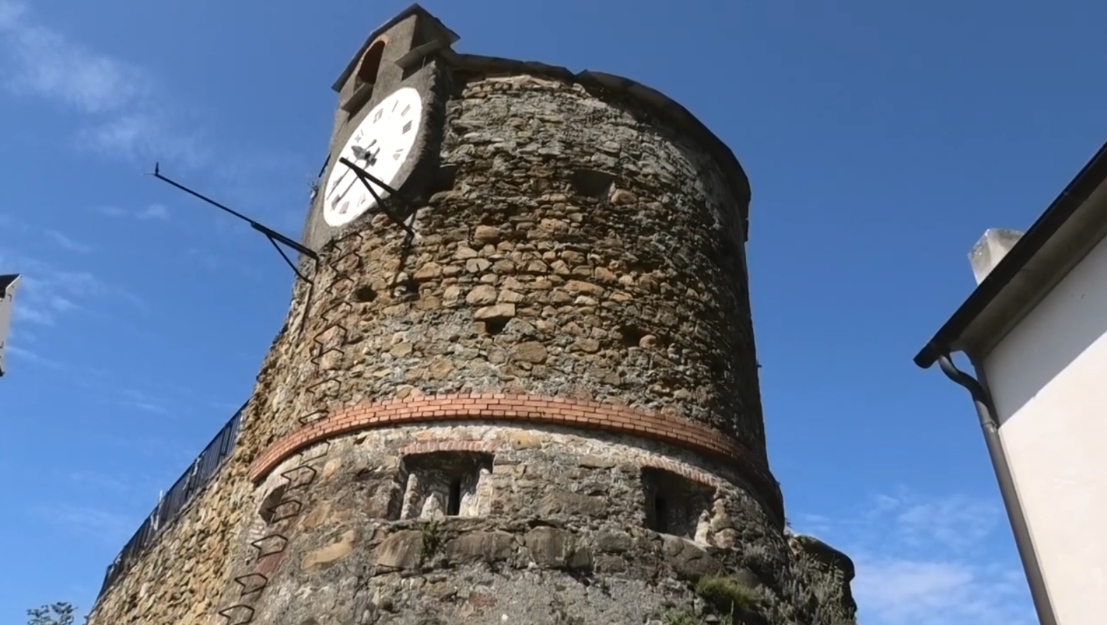 54.-Cinqueterre-Riomaggiore-castillo-1.png