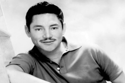 JavierSolis_Bio03.jpg