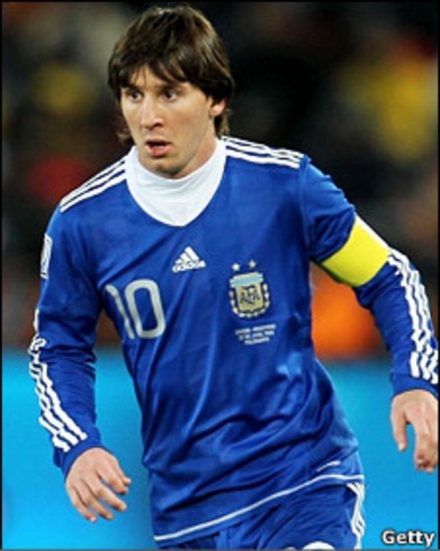 100626204228_mundial_mexico_argentina_messi_226x283_getty.jpg