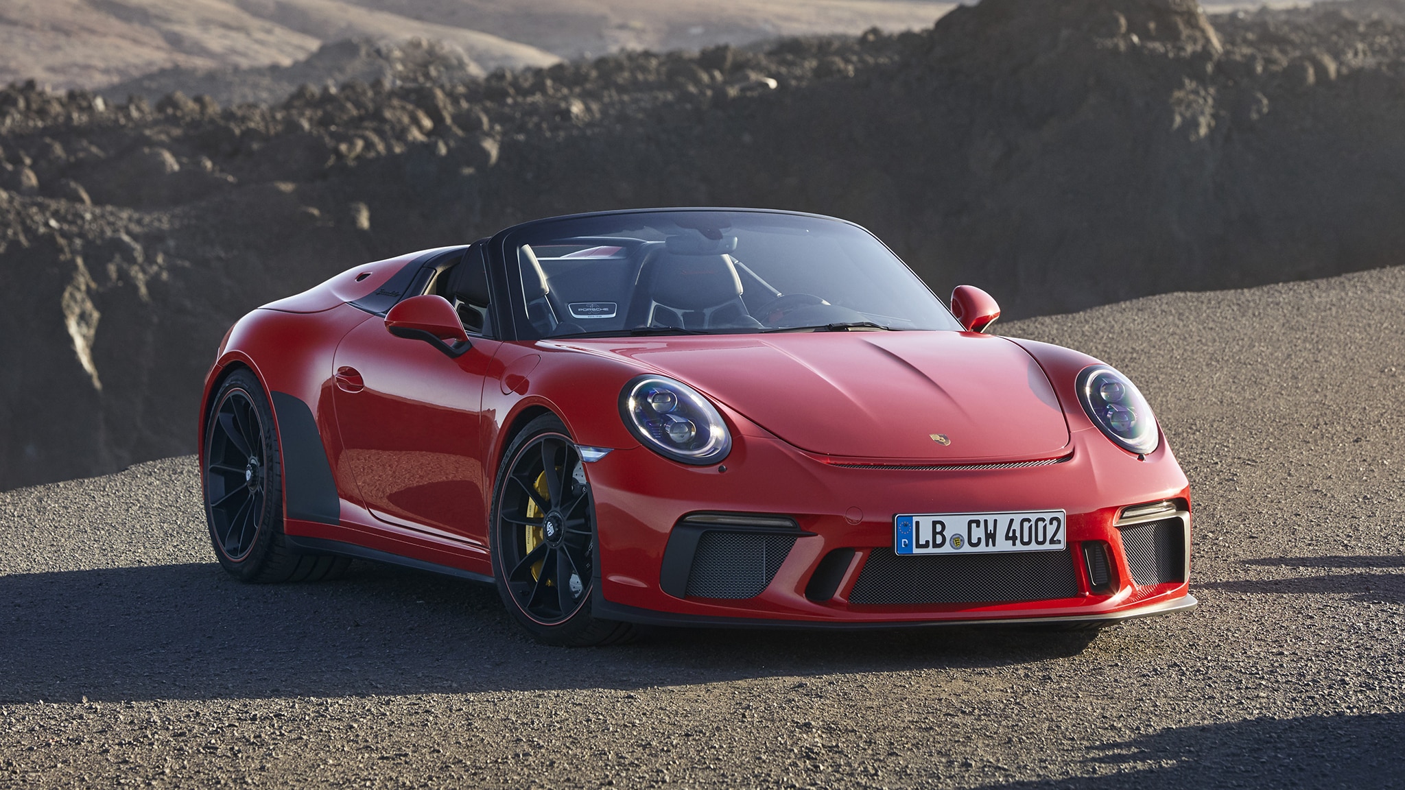 2019-Porsche-911-Speedster-16.jpg