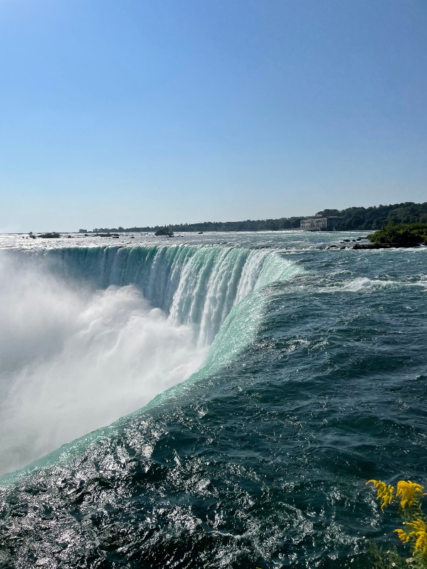 travel-canada-niagra-falls-d.jpg