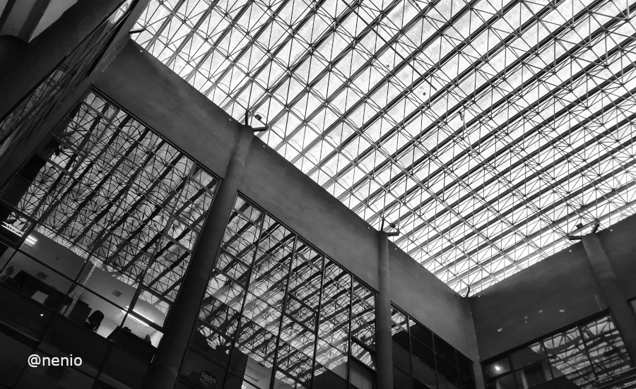 ceiling-reflections-001-bw.jpg
