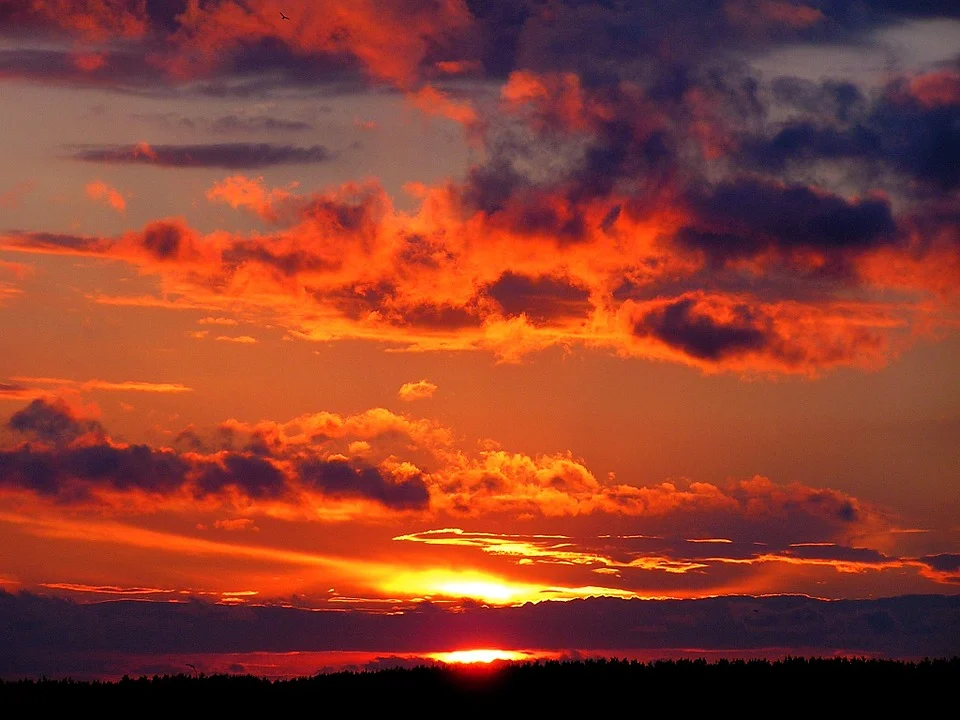 sunset-288531_960_720 (1).webp