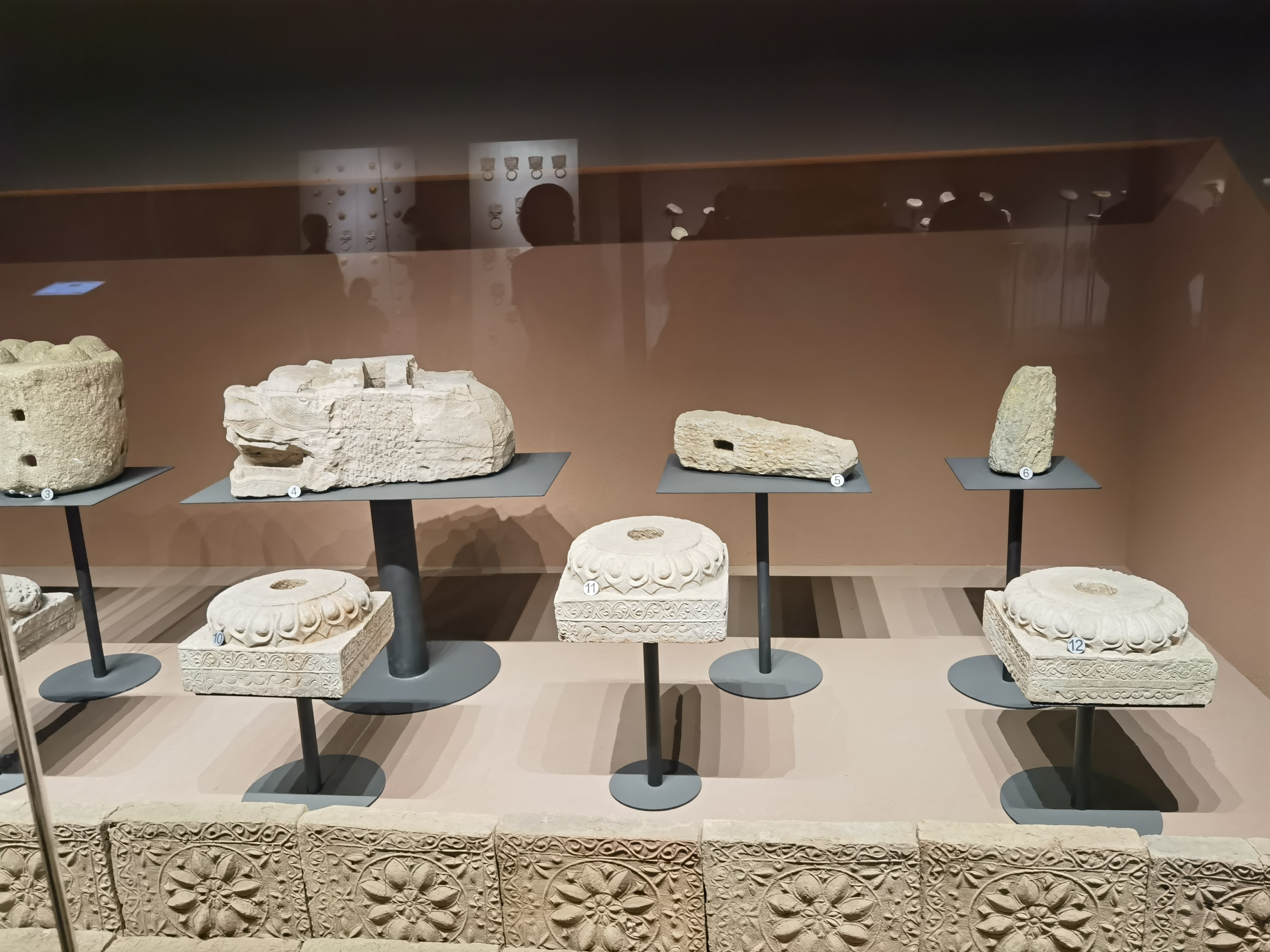 石雕柱础.jpg